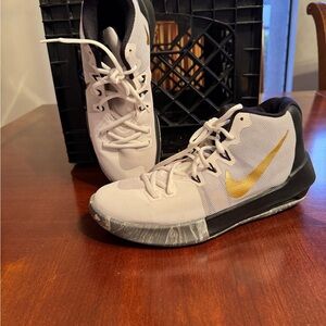 Nike Men’s Air Basketball Shoes